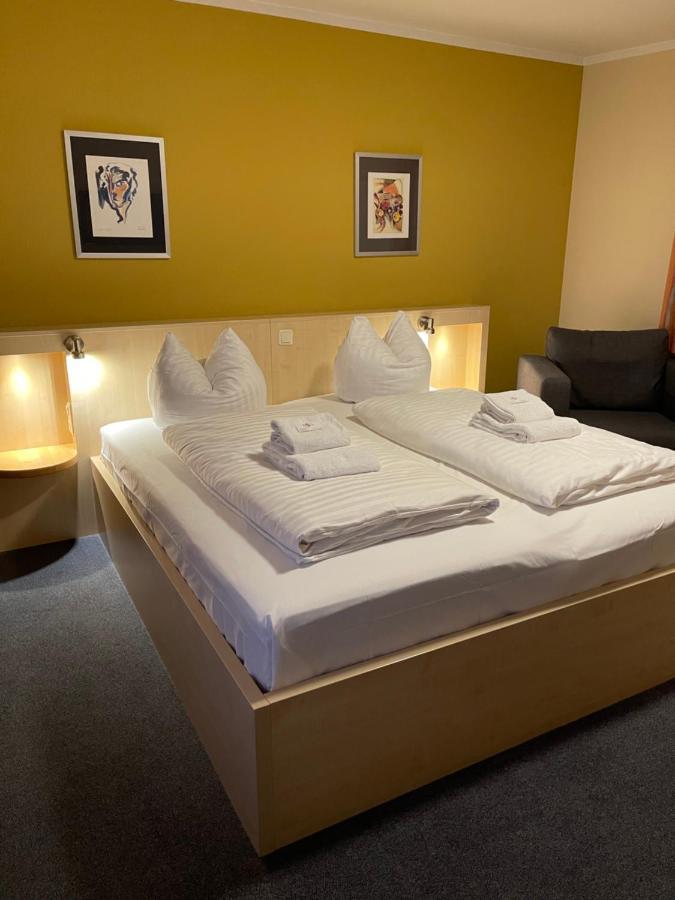 Hotel Select メンヒェングラートバッハ エクステリア 写真