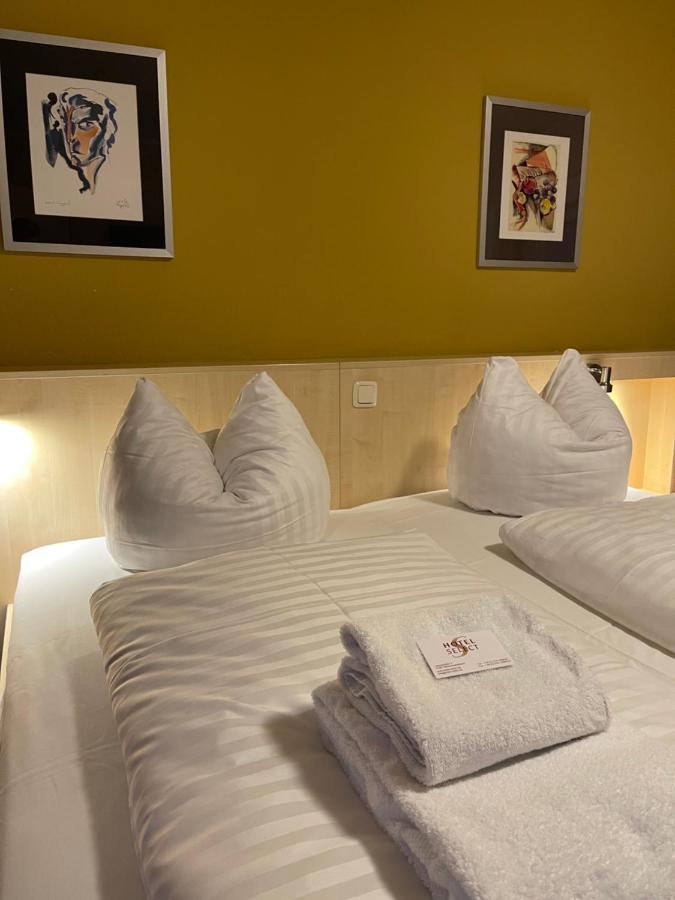 Hotel Select メンヒェングラートバッハ エクステリア 写真