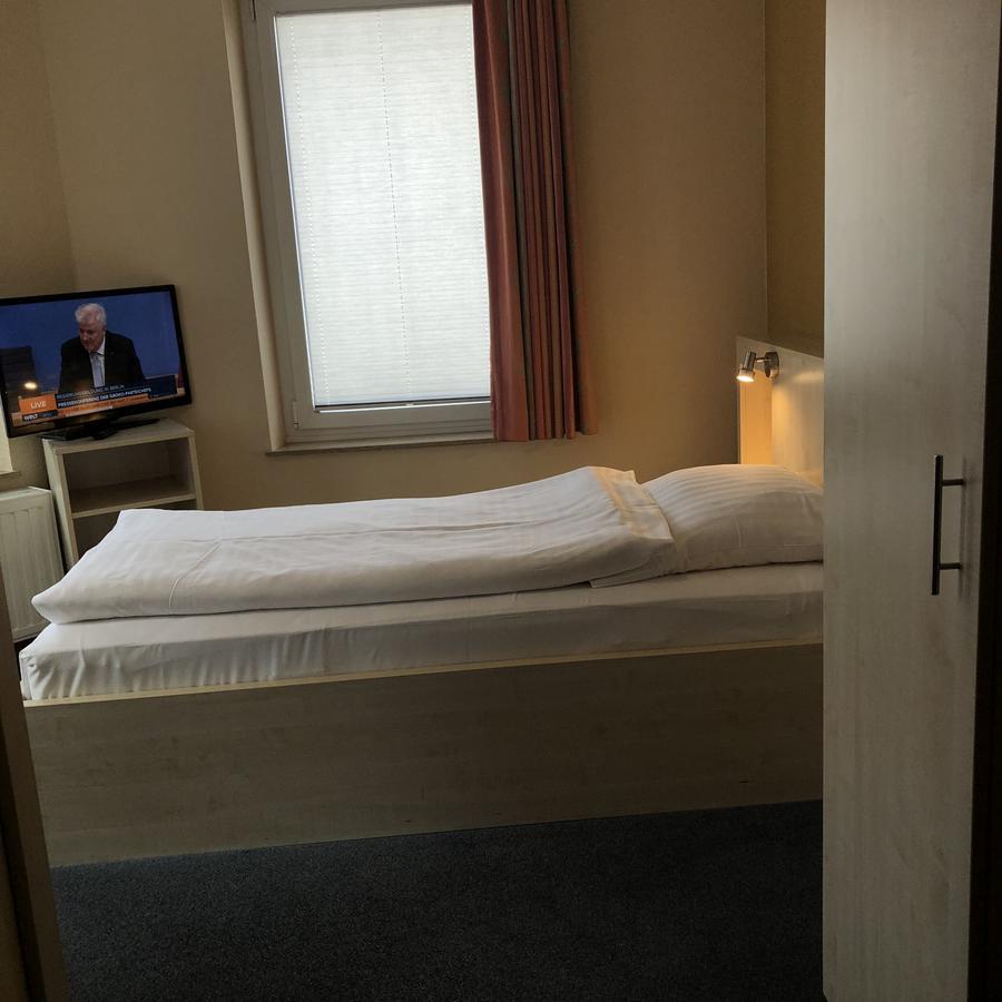 Hotel Select メンヒェングラートバッハ エクステリア 写真